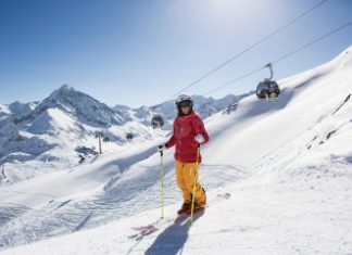 Sonnenskilauf und urbanes Flair mit dem SKI plus CITY Pass