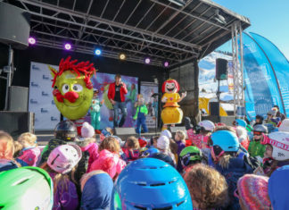 Zappeltier und rotes Pferd kommen für Kindermitmachkonzerte nach Galtür