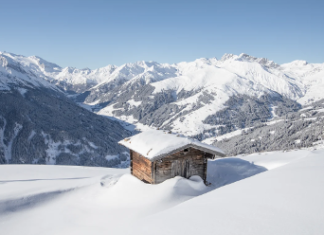 Hintertuxer Gletscher: FLOWER POW(D)ER im Tal und POWDER am Gletscher