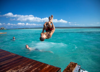 Royal Caribbean International unterzeichnet Abkommen mit Antigua für den ersten Royal Beach Club