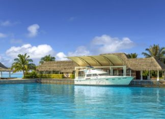 Sheraton Maldives Full Moon Resort & Spa bietet seinen Gästen ab sofort einen kostenfreien Speedboot Transfer