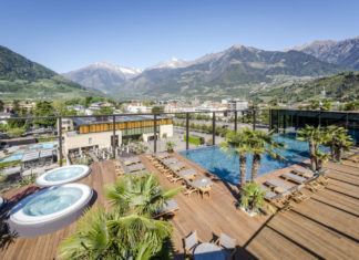 Mutter-Tochter-Auszeit im Herzen Merans: Muttertag im Hotel Therme Meran genießen
