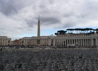 Corona-Angst in Italien: Vatikan schliesst Petersplatz