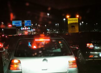 Lange Wartezeiten an Ungarns Grenzübergang Hegyeshalom!