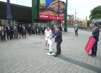 Das Wiener Riesenrad dreht sich wieder!