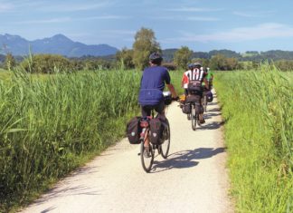 Die Landpartie startet die große E-Bike Deutschland-Tour von Hamburg zur Zugspitze