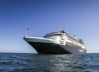 Maximale Sicherheit: nicko cruises sticht mit geimpfter Crew in See