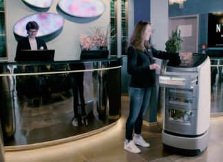 Teamplay zwischen Mitarbeiter und Technologie bei Leonardo Hotels