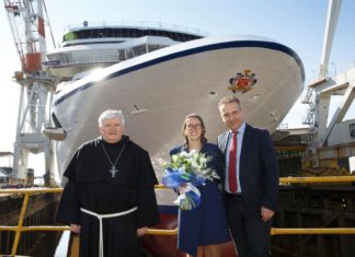 Oceania Cruises lässt Vista zu Wasser