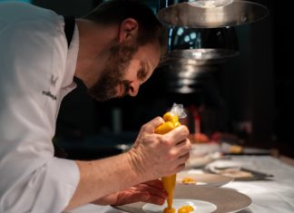 In Rekordzeit: Nur wenige Wochen nach Eröffnung zeichnet Guide Michelin Denis Feix im „Marburger Esszimmer“ mit einem Stern aus