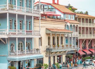 Tiflis – Eine Mischung aus Moderne und Tradition