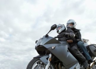 Sicher in den Motorradurlaub – Verbraucherinformation der ERGO Group