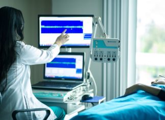 Fernreise: Wer zahlt bei Krankheit?