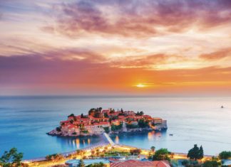 Air Astana bedient saisonal Heraklion und Podgorica