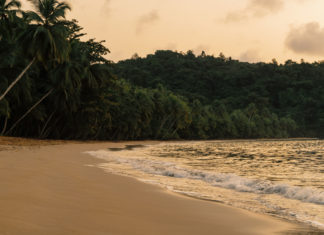 Gelebte Nachhaltigkeit mitten im Paradies: Afrikanisch-modernes Design und lokale Materialen im neuen Bungalow-Hotel Bom Bom auf Príncipe