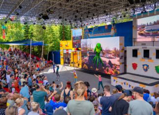 Träume werden Wirklichkeit: Weltpremiere der LEGO® DREAMZzz™ Sommershow im LEGOLAND® Deutschland Resort