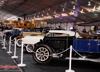 Barrett-Jackson präsentiert seltene Luxus- und Sammlerfahrzeuge auf zweiter Auktion in Scottsdale