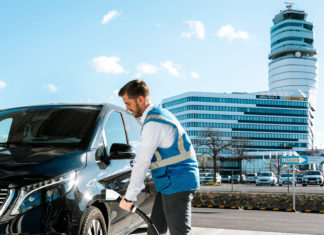 Komfortable und nachhaltige An- und Abreise: Flughafen Wien bietet neues Valet-Service „Easy Park & Charge“ – E-Auto direkt vor dem Abflugterminal übergeben und bei Ankunft vollgeladen entgegennehmen