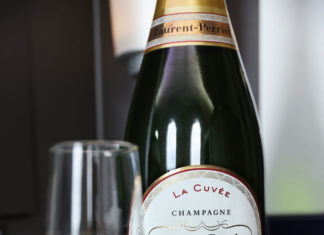 Santé in 10.000 Metern Höhe: United Airlines schenkt ab sofort Champagner von Laurent-Perrier aus