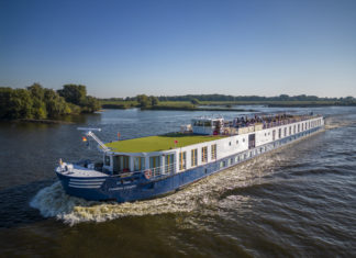 Nur im Mai 2026: Kreuzfahrt zwischen Ostsee und Berlin mit exklusi-vem Peene-Abschnitt zur besten Jahreszeit für Naturbeobachtungen