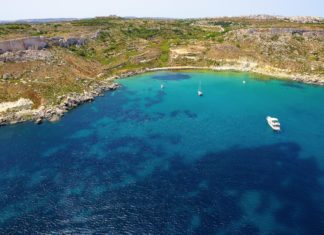 Malta: Sechs Buchten, die der Blauen Lagune das Wasser reichen können