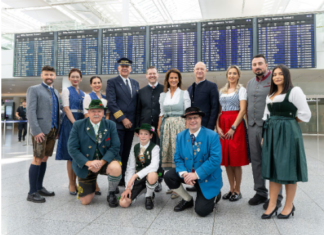 TRACHTEN UND MUSIK FÜR GÄSTE AUS ALLER WELT