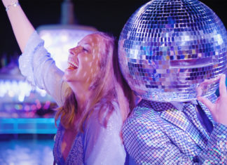 Celebrity Cruises bietet auf der Xcel das größte Entertainment-Programm aller Zeiten