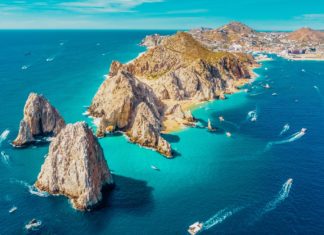 Zurück auf direktem Weg ins ParadiesAb heute fliegt Condor erneut nonstop von Frankfurt nach Los Cabos