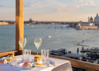 Zeitlose Eleganz am Wasser: Das Relais & Châteaux Londra Palace Venezia erzählt die Geschichte Venedigs neu
