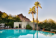 Wasserspaß mit Wüstenpanorama:Das sind die coolsten Pools in ScottsdaleEgal, ob Retro-Chic oder relaxte Rooftop-Atmosphäre – die Resorts in der Stadt in Arizona bieten Poolerlebnisse der besonderen Art.