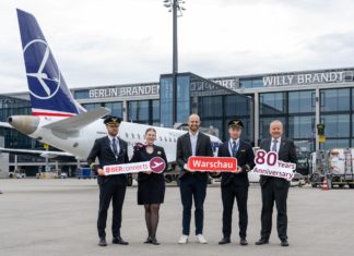 LOT Polish Airlines feiert 80 Jahre Flüge Berlin-Warschau